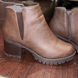 Only worn once SODA boots. EXTRA sad to let these go for one reason - too small